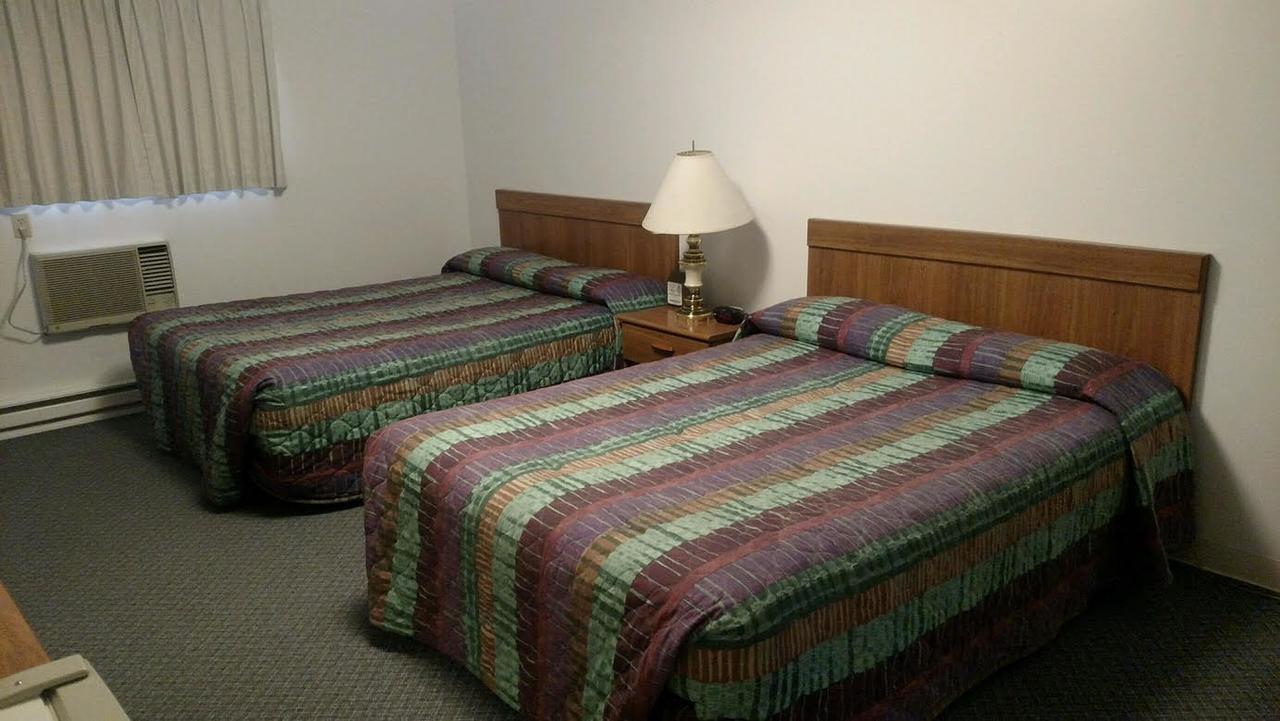 Out West Motel Milton-Freewater Exterior photo